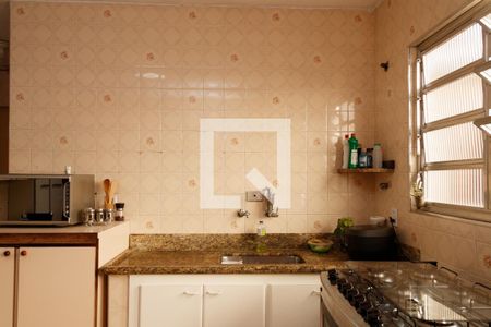 Casa à venda com 280m², 5 quartos e 4 vagas Casa à venda com 280m², 5 quartos e 4 vagasCozinha