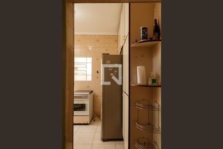 Casa à venda com 280m², 5 quartos e 4 vagas Casa à venda com 280m², 5 quartos e 4 vagasCozinha