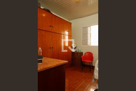 Casa à venda com 280m², 5 quartos e 4 vagas Casa à venda com 280m², 5 quartos e 4 vagasQuarto 2