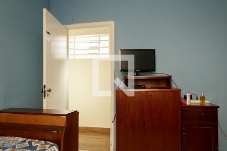 Casa à venda com 280m², 5 quartos e 4 vagas Casa à venda com 280m², 5 quartos e 4 vagasQuarto 3