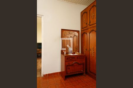 Casa à venda com 280m², 5 quartos e 4 vagas Casa à venda com 280m², 5 quartos e 4 vagasQuarto 2