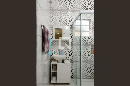 Casa à venda com 280m², 5 quartos e 4 vagas Casa à venda com 280m², 5 quartos e 4 vagasBanheiro