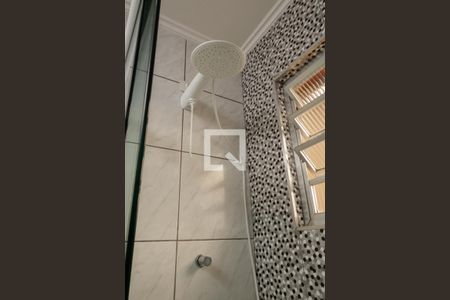 Casa à venda com 280m², 5 quartos e 4 vagas Casa à venda com 280m², 5 quartos e 4 vagasBanheiro 2