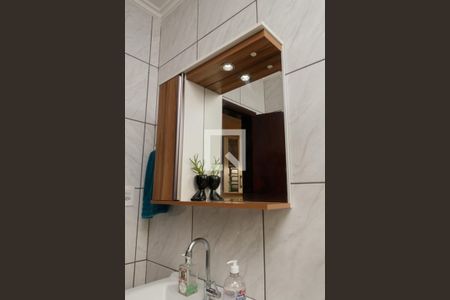 Casa à venda com 280m², 5 quartos e 4 vagas Casa à venda com 280m², 5 quartos e 4 vagasBanheiro 2