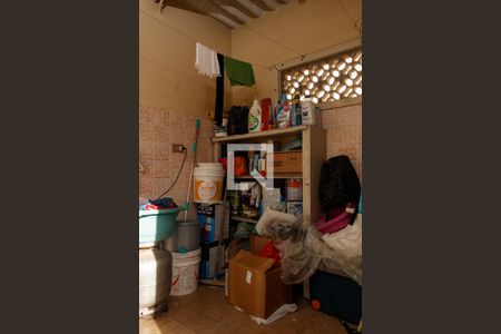 Casa à venda com 280m², 5 quartos e 4 vagas Casa à venda com 280m², 5 quartos e 4 vagasÁrea de Serviço