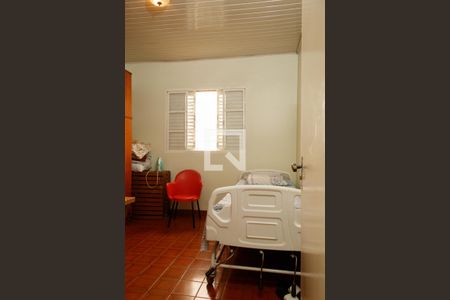 Casa à venda com 280m², 5 quartos e 4 vagas Casa à venda com 280m², 5 quartos e 4 vagasQuarto 2