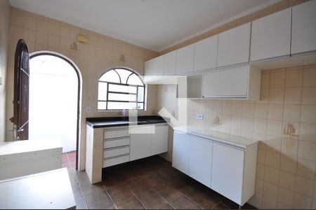 Casa para alugar com 200m², 3 quartos e 3 vagasCozinha