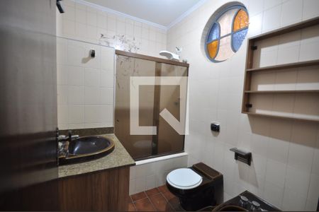 Casa para alugar com 200m², 3 quartos e 3 vagasBanheiro da Suíte