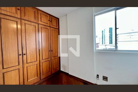 Apartamento à venda com 200m², 4 quartos e 2 vagas Apartamento à venda com 200m², 4 quartos e 2 vagasquarto