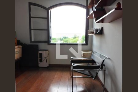 Casa para alugar com 344m², 4 quartos e 4 vagasQuarto