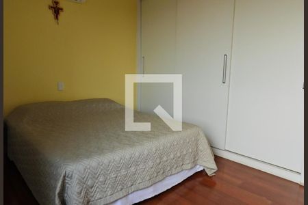 Casa para alugar com 344m², 4 quartos e 4 vagasQuarto