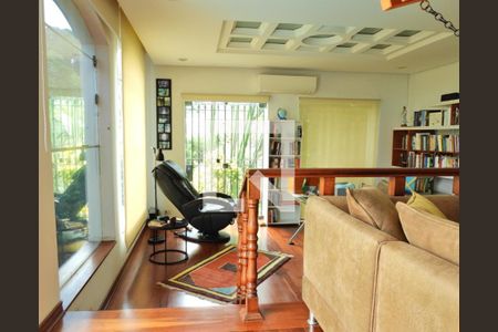 Casa para alugar com 344m², 4 quartos e 4 vagasMezanino 