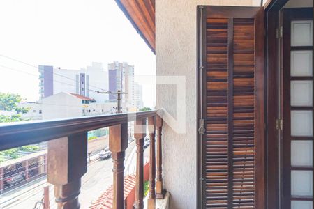 Casa à venda com 175m², 3 quartos e 4 vagas Casa à venda com 175m², 3 quartos e 4 vagasVaranda do Quarto 2