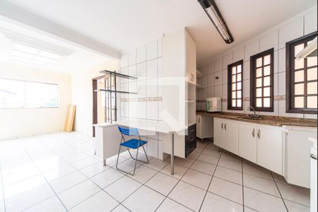 Casa à venda com 175m², 3 quartos e 4 vagas Casa à venda com 175m², 3 quartos e 4 vagasCozinha