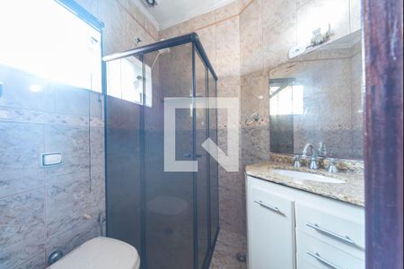 Casa à venda com 175m², 3 quartos e 4 vagas Casa à venda com 175m², 3 quartos e 4 vagasBanheiro do Quarto 1