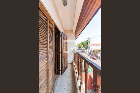 Casa à venda com 175m², 3 quartos e 4 vagas Casa à venda com 175m², 3 quartos e 4 vagasVaranda do Quarto 1