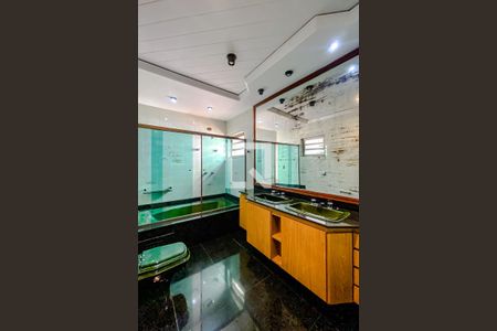 Casa para alugar com 396m², 3 quartos e 6 vagasBanheiro da Suíte 3