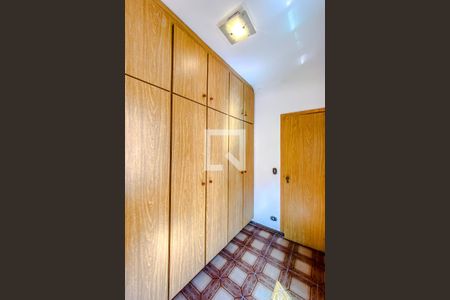 Casa para alugar com 396m², 3 quartos e 6 vagasQuarto 4