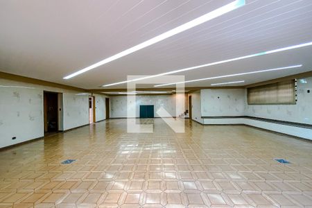 Casa para alugar com 396m², 3 quartos e 6 vagasGaragem