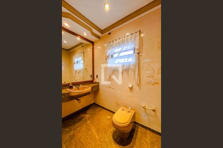 Casa para alugar com 396m², 3 quartos e 6 vagasLavabo