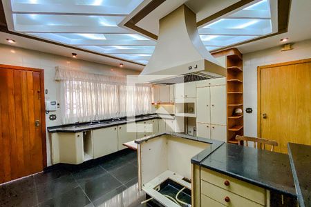 Casa para alugar com 396m², 3 quartos e 6 vagasCozinha