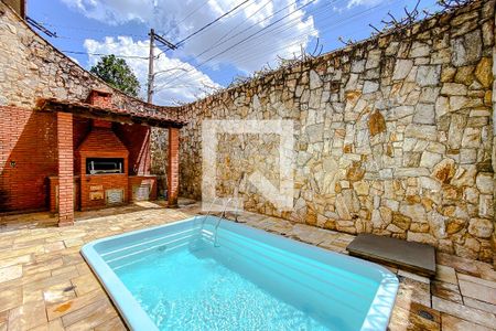 Casa para alugar com 396m², 3 quartos e 6 vagasPiscina