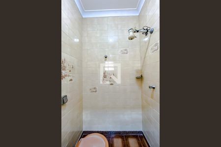 Casa para alugar com 396m², 3 quartos e 6 vagasBanheiro