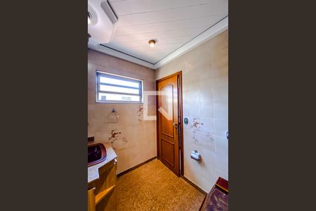 Casa para alugar com 396m², 3 quartos e 6 vagasBanheiro da Suíte 1