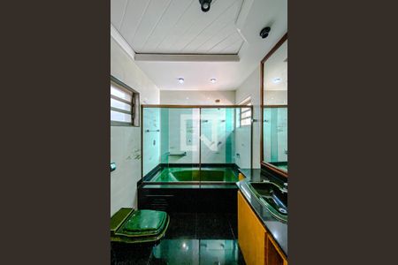 Casa para alugar com 396m², 3 quartos e 6 vagasBanheiro da Suíte 3