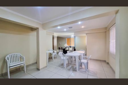 Apartamento à venda com 70m², 3 quartos e 2 vagas Apartamento à venda com 70m², 3 quartos e 2 vagasÁrea comum - Salão de festas