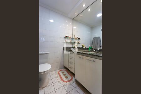 Apartamento à venda com 70m², 3 quartos e 2 vagas Apartamento à venda com 70m², 3 quartos e 2 vagasBanheiro