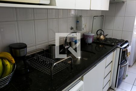 Apartamento à venda com 70m², 3 quartos e 2 vagas Apartamento à venda com 70m², 3 quartos e 2 vagascozinha