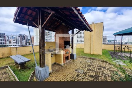 Apartamento à venda com 70m², 3 quartos e 2 vagas Apartamento à venda com 70m², 3 quartos e 2 vagasÁrea comum - Churrasqueira