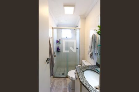 Apartamento à venda com 70m², 3 quartos e 2 vagas Apartamento à venda com 70m², 3 quartos e 2 vagasBanheiro da Suíte