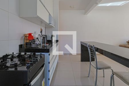 Apartamento à venda com 70m², 2 quartos e 2 vagasCozinha