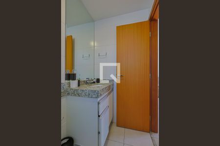Apartamento à venda com 70m², 2 quartos e 2 vagasBanheiro