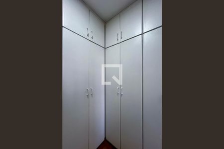 Apartamento à venda com 125m², 4 quartos e 1 vaga Apartamento à venda com 125m², 4 quartos e 1 vagaQuarto de Serviço