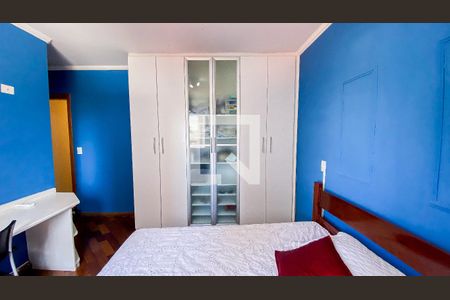 Casa à venda com 220m², 4 quartos e 4 vagas Casa à venda com 220m², 4 quartos e 4 vagasSuíte 2