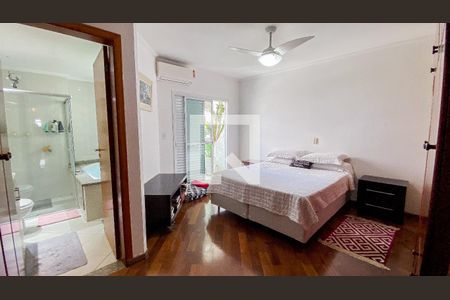 Casa à venda com 220m², 4 quartos e 4 vagas Casa à venda com 220m², 4 quartos e 4 vagasSuite 1