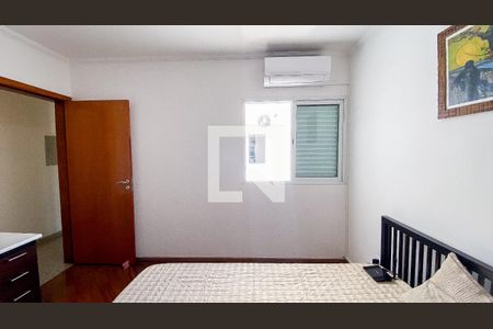 Casa à venda com 220m², 4 quartos e 4 vagas Casa à venda com 220m², 4 quartos e 4 vagasQuarto 2