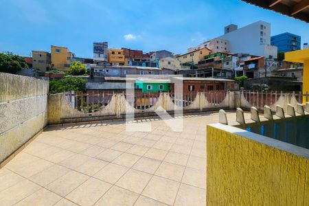 Casa à venda com 240m², 3 quartos e 4 vagas Casa à venda com 240m², 3 quartos e 4 vagasVaranda do Quarto 1