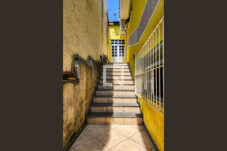 Casa à venda com 240m², 3 quartos e 4 vagas Casa à venda com 240m², 3 quartos e 4 vagasCorredor