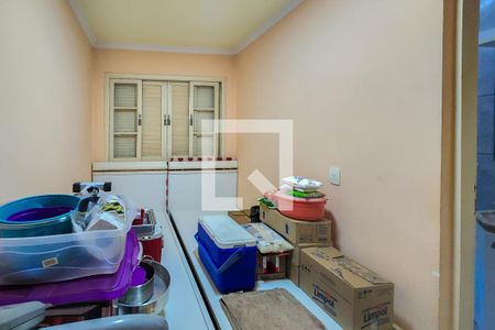 Casa à venda com 240m², 3 quartos e 4 vagas Casa à venda com 240m², 3 quartos e 4 vagasSuíte