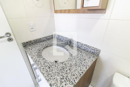 Apartamento à venda com 66m², 3 quartos e 1 vaga Apartamento à venda com 66m², 3 quartos e 1 vagaBanheiro da Suíte