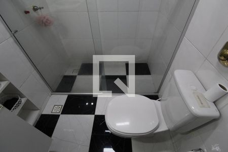 Casa à venda com 800m², 5 quartos e 3 vagasBanheiro da suíte 2