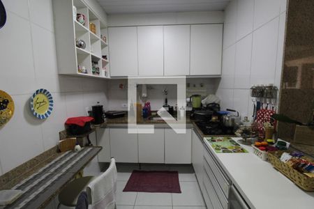 Casa à venda com 800m², 5 quartos e 3 vagasCozinha