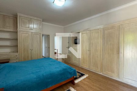 Casa de condomínio à venda com 600m², 4 quartos e 6 vagasSuíte 1