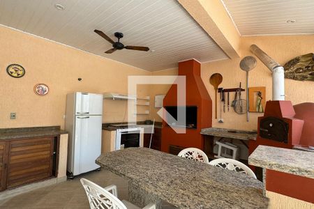 Casa de condomínio à venda com 600m², 4 quartos e 6 vagasChurrasqueira