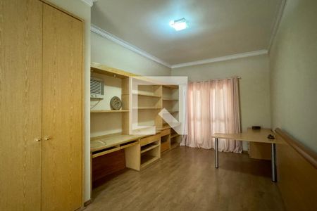 Casa de condomínio à venda com 600m², 4 quartos e 6 vagasSuíte 2