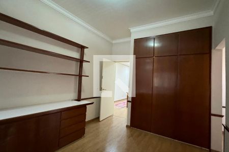 Casa de condomínio à venda com 600m², 4 quartos e 6 vagasSuíte 4